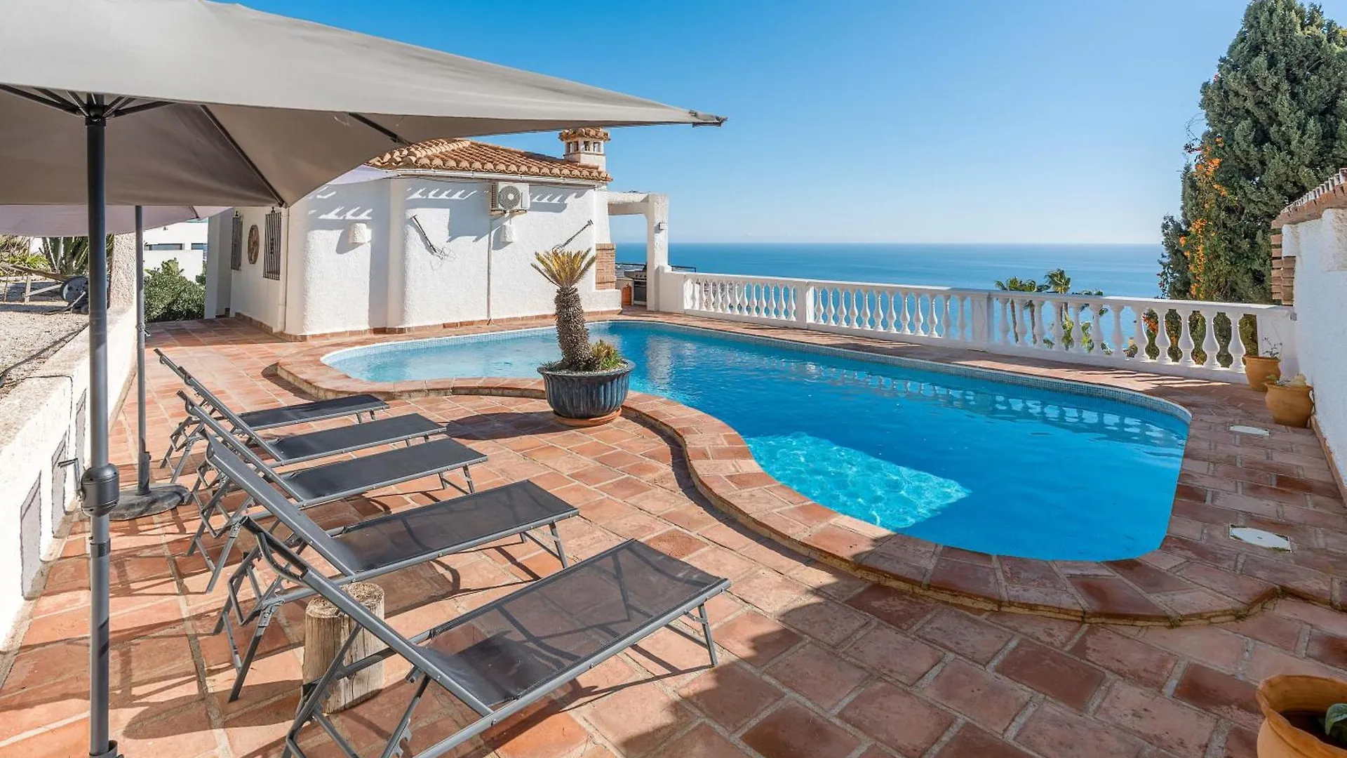 Casa Romantica contacts